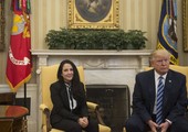 ترامب يستقبل آية حجازي في البيت الأبيض بعد الإفراج عنها