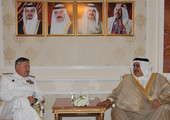 البحرين: وزير الخارجية يجتمع مع قائد الأسطول الإيطالي
