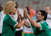 بالفيديو... الأسطورة مارادونا يقدم فاصل مهارات رائعة