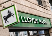 الحكومة البريطانية تبيع أخر حصة لها في بنك لويدز