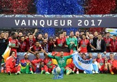 بالصور... سان جيرمان يفوز على آنجيه بالنيران الصديقة ويتوج بطلا لكأس فرنسا