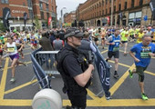 اعتقالات جديدة للشرطة البريطانية متعلقة بتفجير مانشستر وعداؤون يتحدون الارهاب في المدينة